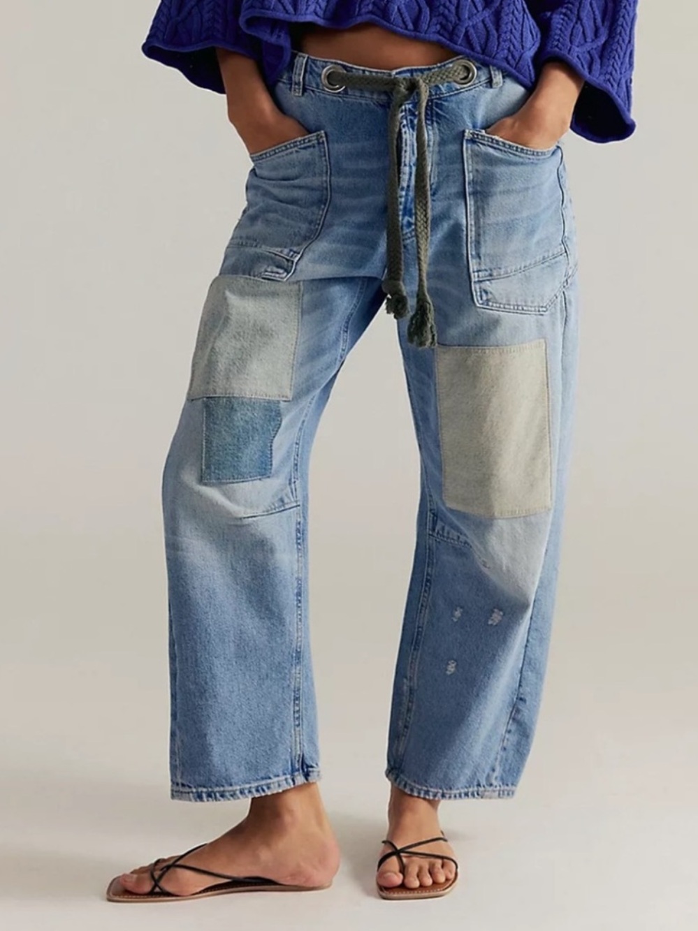 Free People We The Free Moxie Low Slung Barrel Jeans size 25 Truest Blue